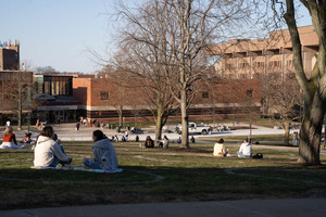 Faculty and staff will receive and are expected to complete a COVID-19 vaccine status questionnaire, consistent with SU’s flu vaccination protocol.